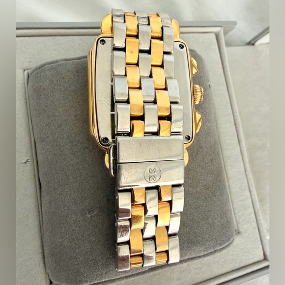 👑✅PRICE FIRM✅ Beautiful MICHELE Signature Mid Deco 29mm Bracelet Watch - Picture 6 of 17